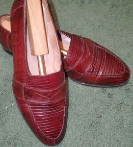 Red Lizard skin dressshoes